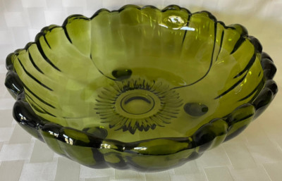 Vintage COLONY Mid Century PETALS AVOCADO GREEN Toed Footed 11'' CENTERPIECE BOWL