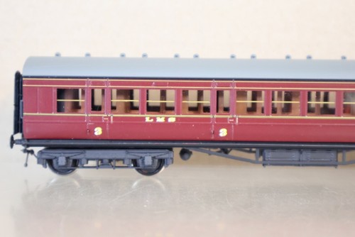 LARRY GODDARD CLASSIC COACHES KIT BUILT LMS 56'6" 3rd CLASS COACH 3237 om - Photo 3 sur 17