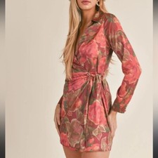 Sage Boutique Life Of The Party Wrap Mini Dress NEW Size Small Floral