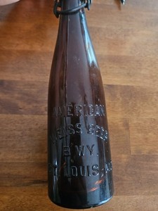 American Weiss Beer Brewery St Louis Mo With Stopper