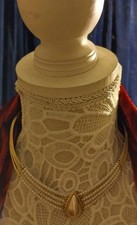 Lovely Gold  Tone & Sparkles Type Collar / Necklace/ Choker           N1d*