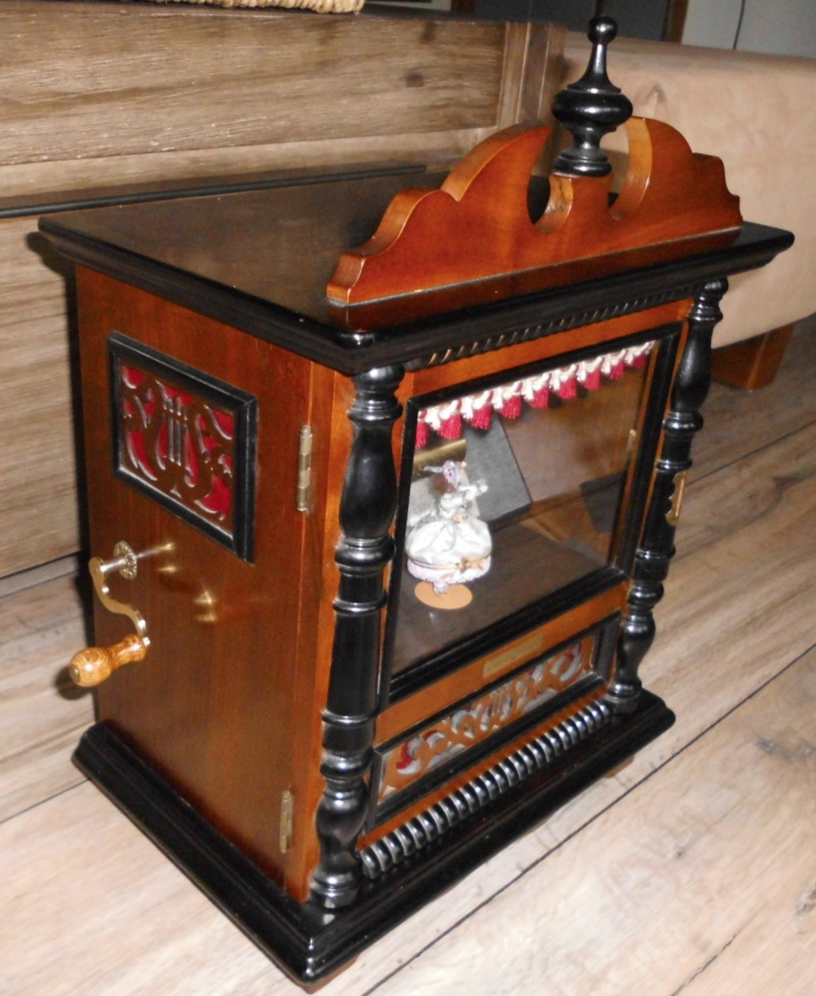 RAR Coin-OP Swiss Reuge 3/72 Bahnhof Walzenspieluhr Automat Ballerina  music box
