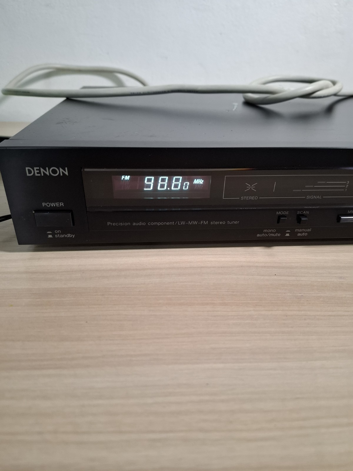 Denon TU-747 vintage audio equipment - eBay listing photo 2