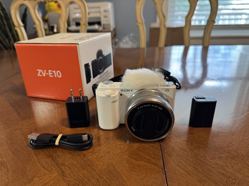 Sony Alpha ZV-E10 Mirrorless Digital Camera with 16-50mm Lens White