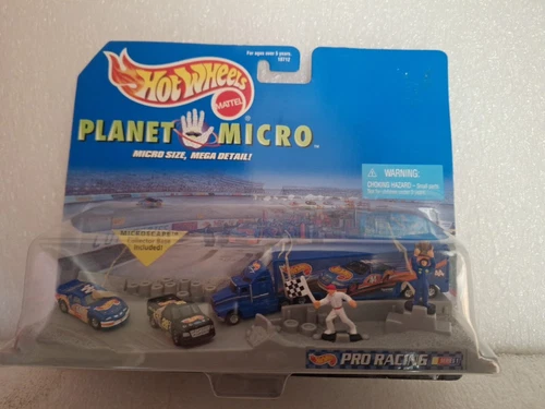 Vintage 1997 Hot Wheels Planet Micro Pro Racing 1/4 Series 1