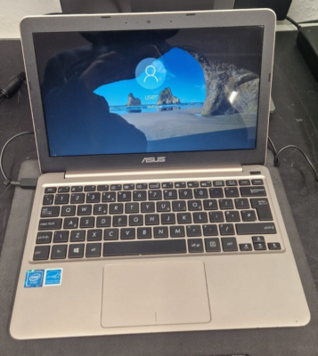 Asus E200H Laptop 2GB 32GB SSD Windows 10 Atom X5 Z8300 battery