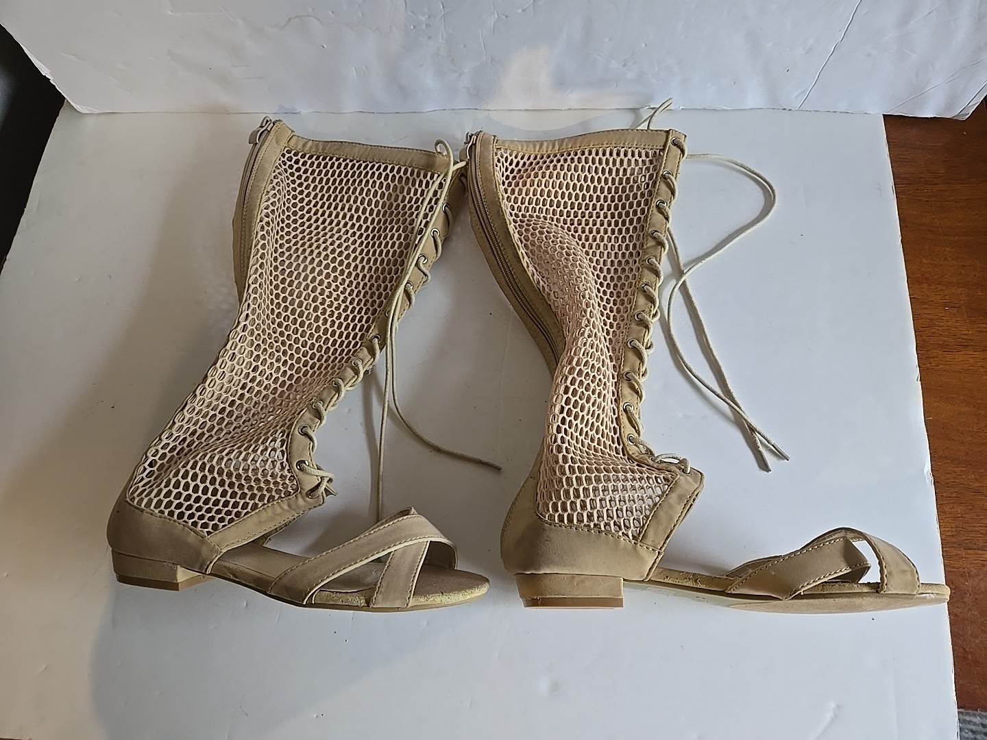 Forever 21 Sandalia Bota Malla Cremallera y Con Cordones Talla 7 Abierta Bronceada Beige Festival Boho