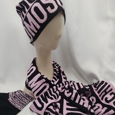 Moschino Logo Set 3 Pezzi Beanie Sciarpa Guanti Rosa Nero Donna Nuovo con etichette