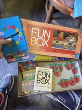 Vintage Schoolhouse In A Fun Box Schoolbus Board Game Edu-Game 1972 Edu-Cards