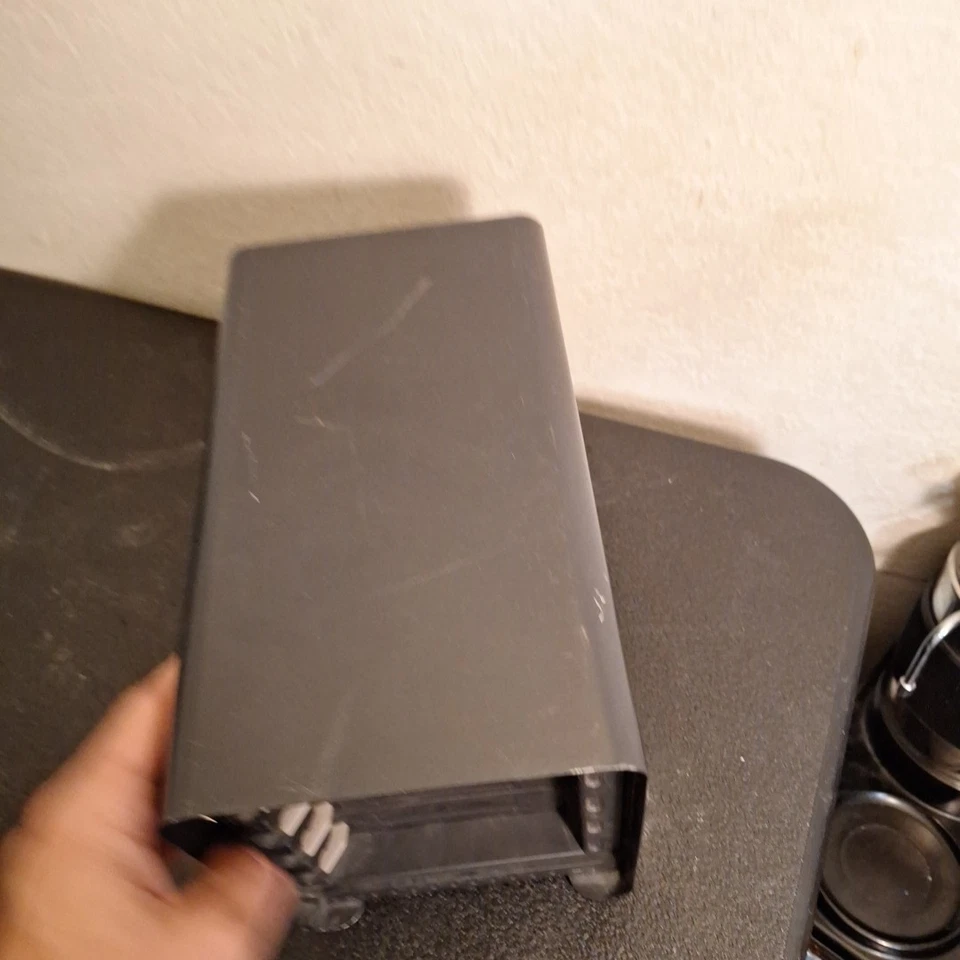 Broken Drobo DRDS4A 5-Bay System 5N Hard Drive NAS Only No Power Cord  - Image 3 of 4