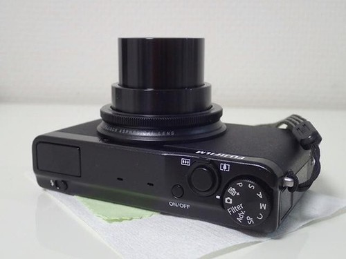FUJIFILM XQ2 Black  Includes original box, accessories, and 2 extra batteries - Picture 6 of 15