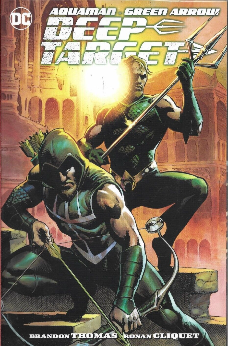AQUAMAN / GREEN ARROW - DEEP TARGET Graphic Novel (S)