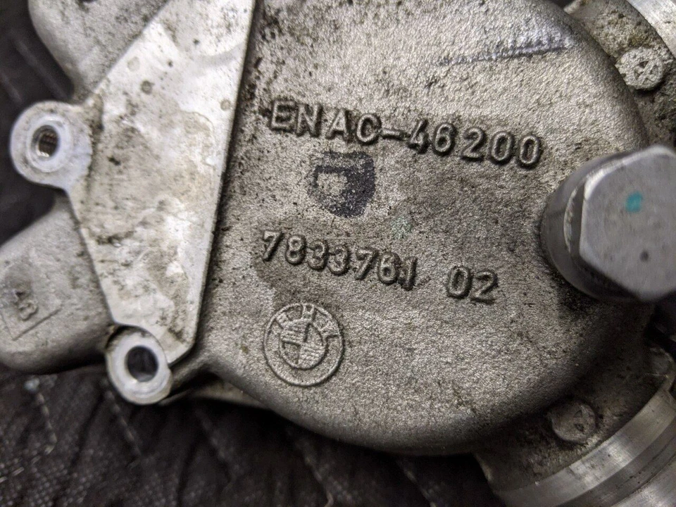 Carcasa termostato motor BMW E60/E63/E64 M5 M6 S85 7833761 Foto 2 de 4