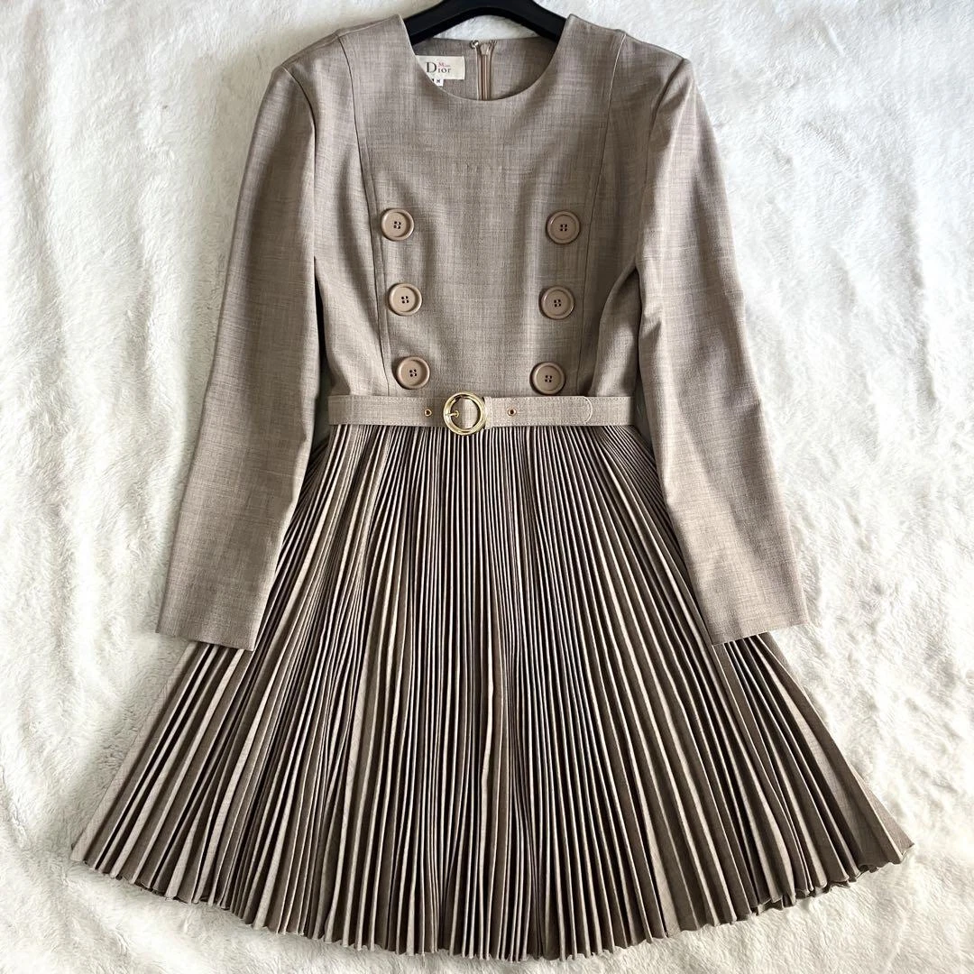 Robe jupe plissée ceinturée manches longues vintage laine Christian Dior Miss Dior M beige