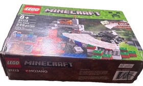 LEGO Minecraft The Cave 21113 COMPLETE With Figures In Damaged Box