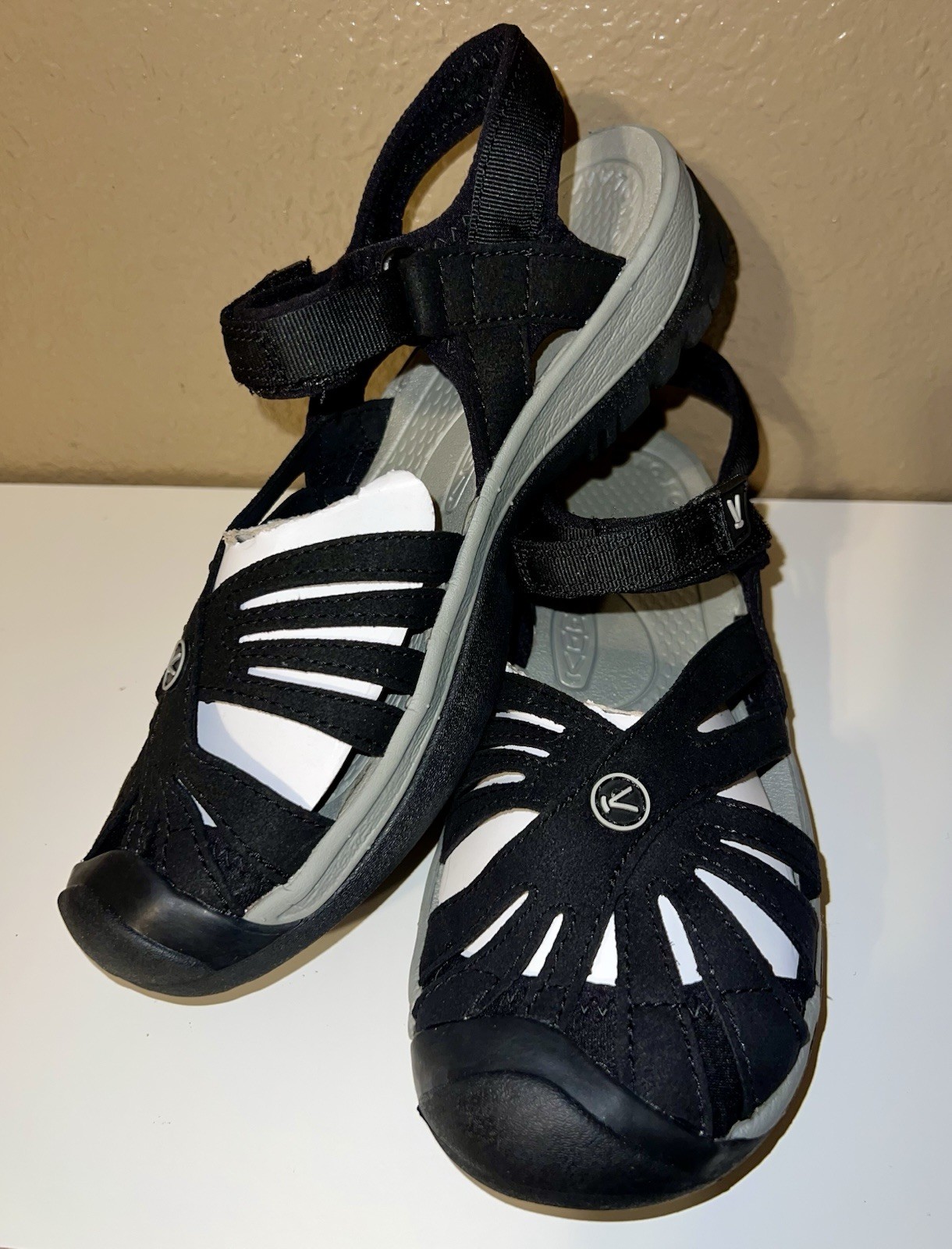 Sandali Keen Rose casual punta chiusa donna US 10 NERI nuovi senza scatola