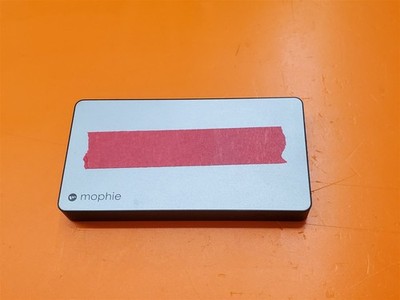      **DEFECTIVE** Mophie Powerstation XL Power Bank PWRSTION-XL-10K