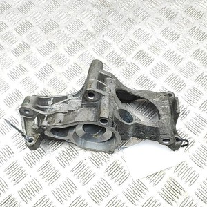 BMW 4 Coupe F32 Kühlmittelpumpenträger 7644809 2,0 Benzin 185 kW 2017 34578128