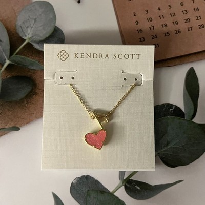 Dolly Parton x Kendra Scott Gold Ari Heart Music Note