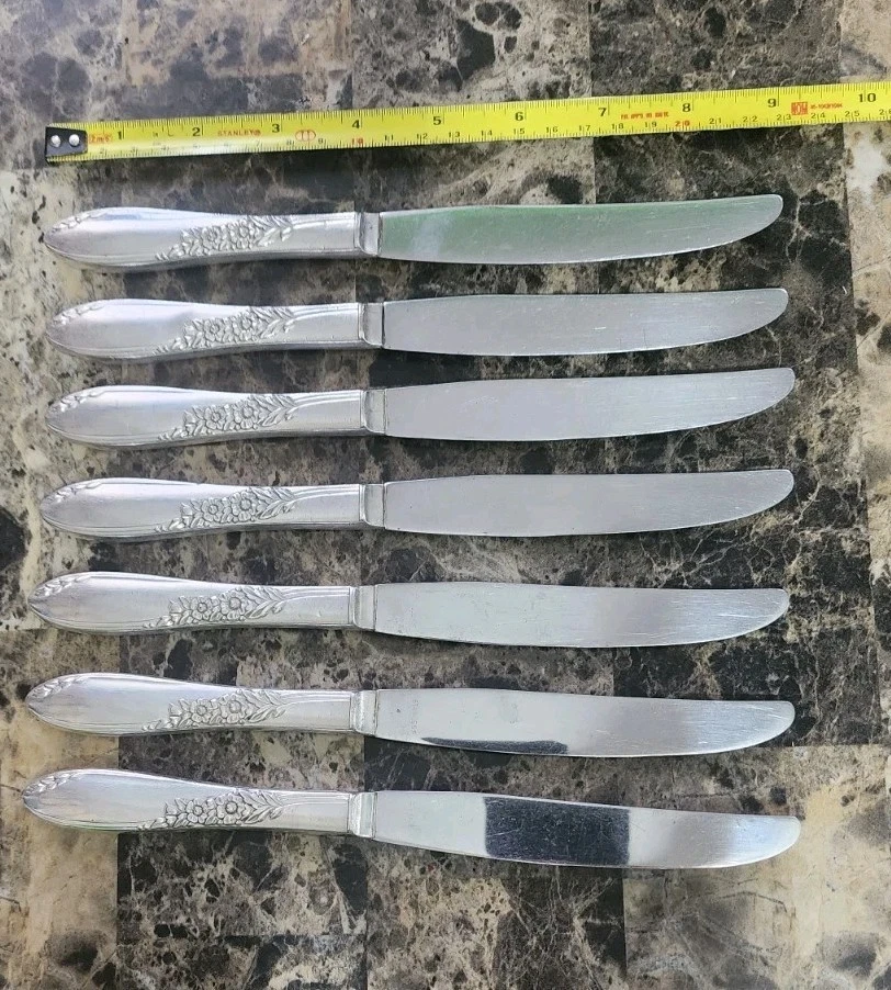 LOTE DE 7 CUCHILLOS DE LUGAR HUECO MODERNOS PLACA PLATEADA DE CARRIL PAÍS c1954 Foto 3 de 4