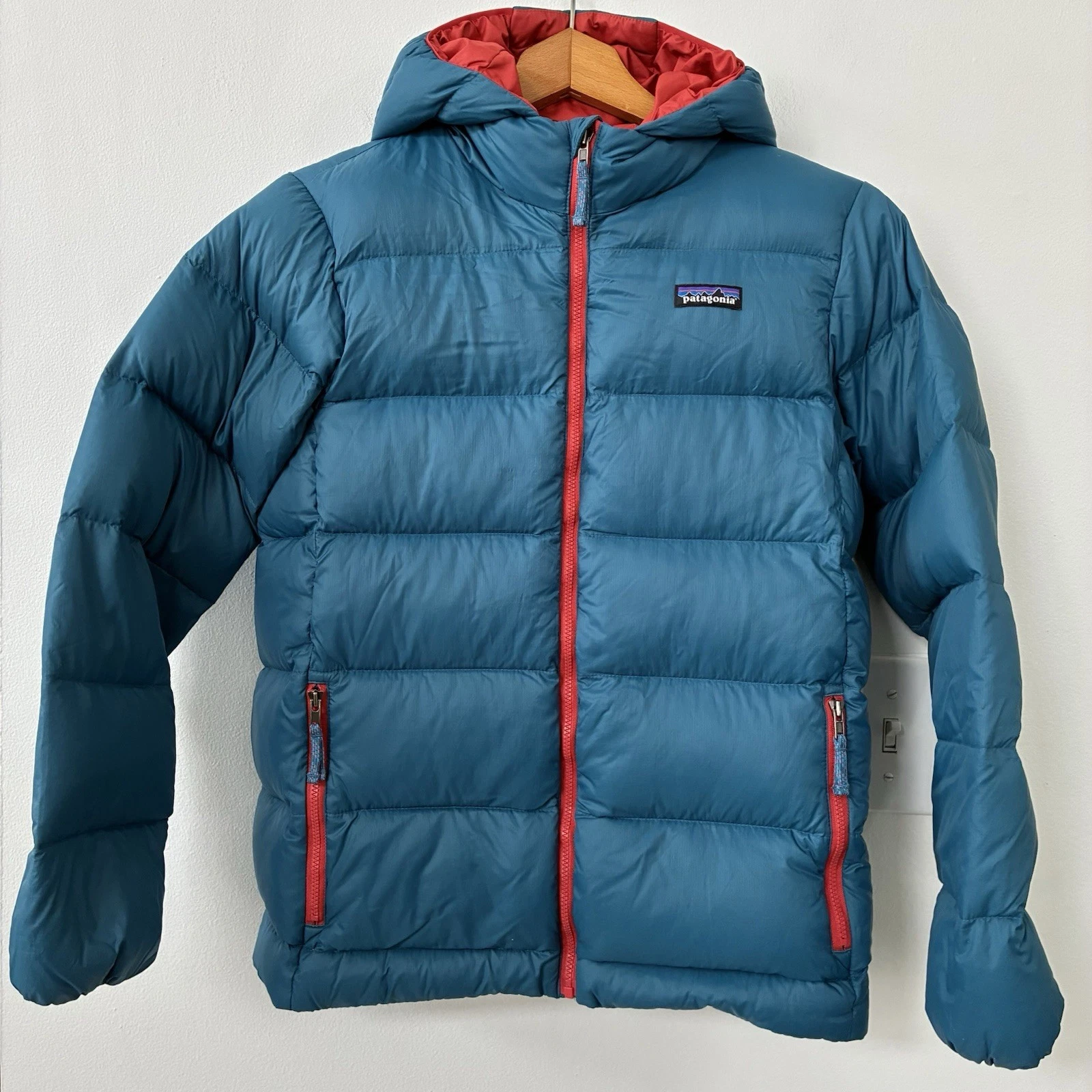 Patagonia Kids' Hi-Loft Down Sweater Hoody Jacket Wavy Blue Sz Large (12) Unisex