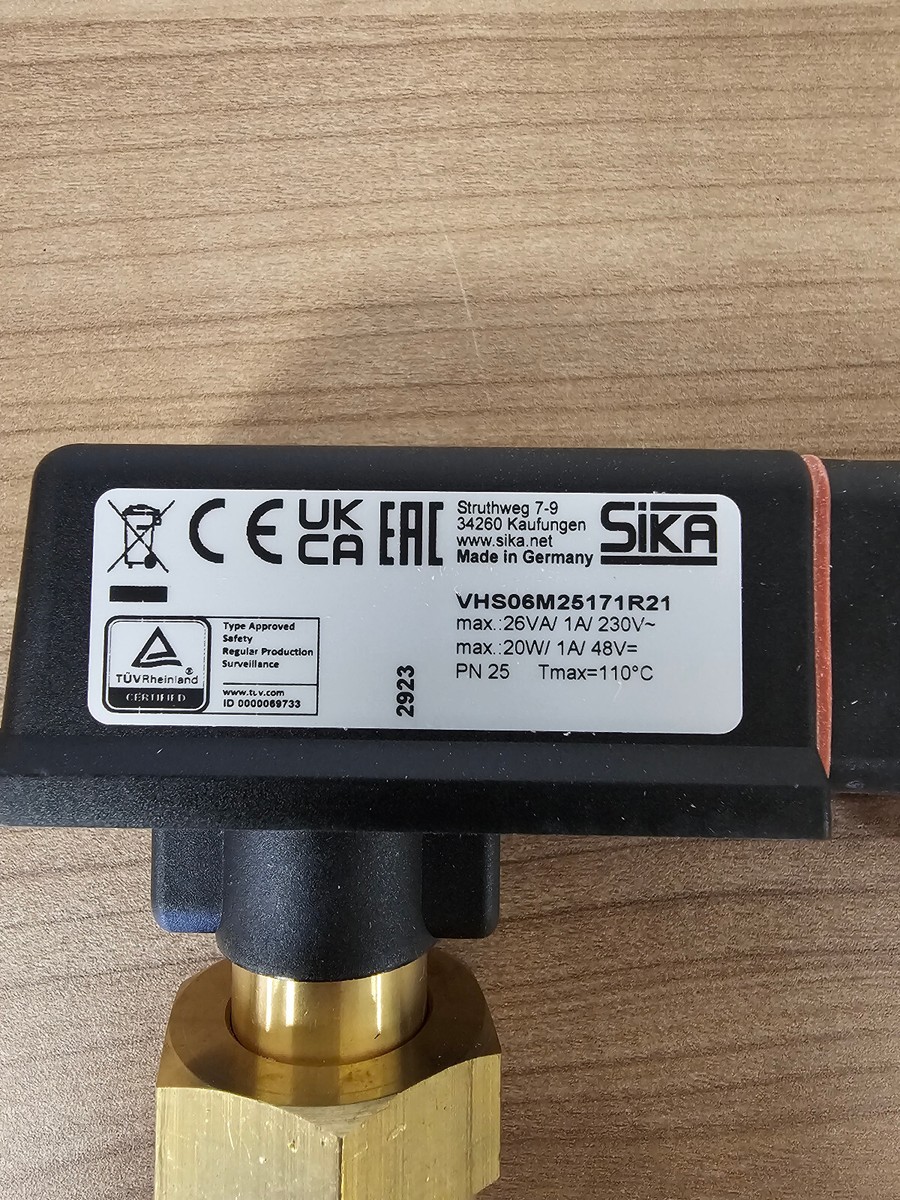 Daikin 5019487 SIKA Water Flow switch VHS06M25171R21 5038618 | eBay UK