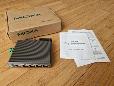 Moxa EDS-205 V2.1.1 Industrial Unmanaged Ethernet Switch