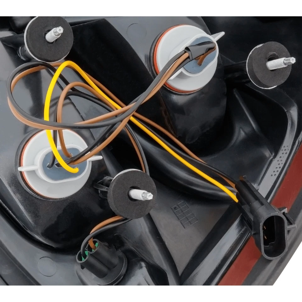 Tail Light for 2004-2008 Pontiac Grand Prix Driver Side - Image 2 of 4