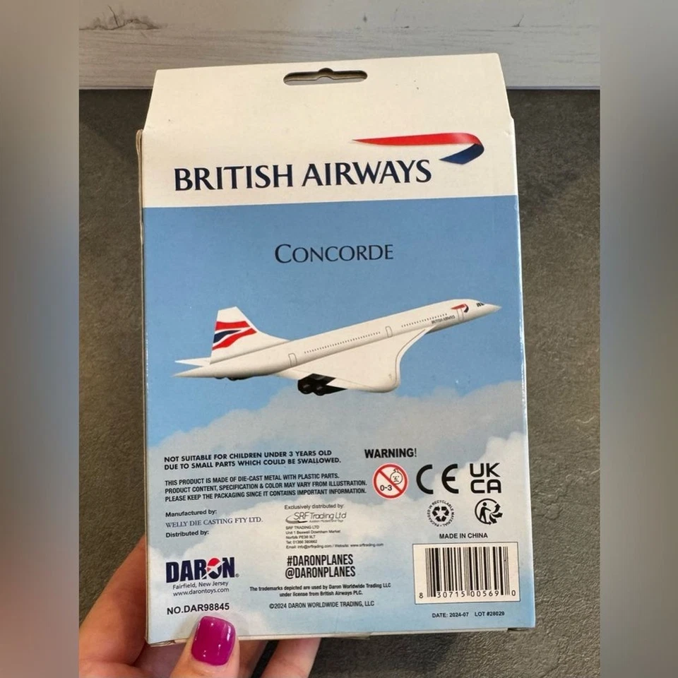 Daron British Airlines Die Cast Concorde Jet NEW - Image 4 of 4