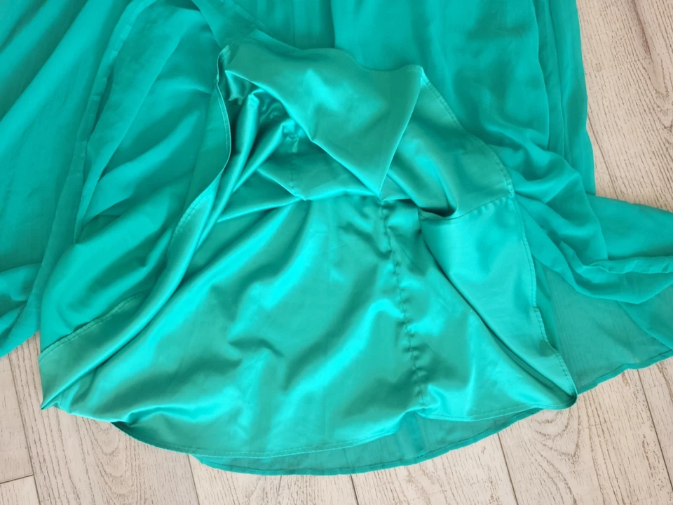 Vestido maxi longo Victoria's Secret tamanho XS acordeão plissado tiras verde - Imagem 4 de 4