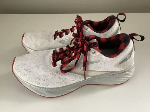 Brooks Levitate 6 Run Merry Christmas Women's Running Shoes - Sz 8