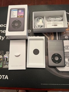 Apple iPod classic 6th Generation Black (160 GB)