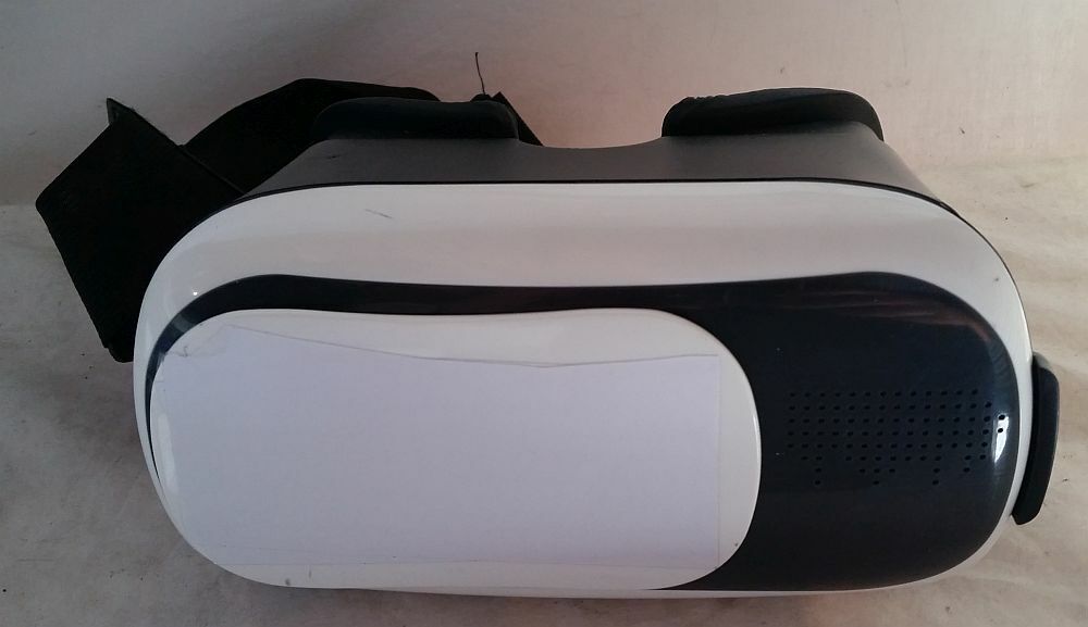 VR  Headset for smarphones White ONLY!!!  Used-image