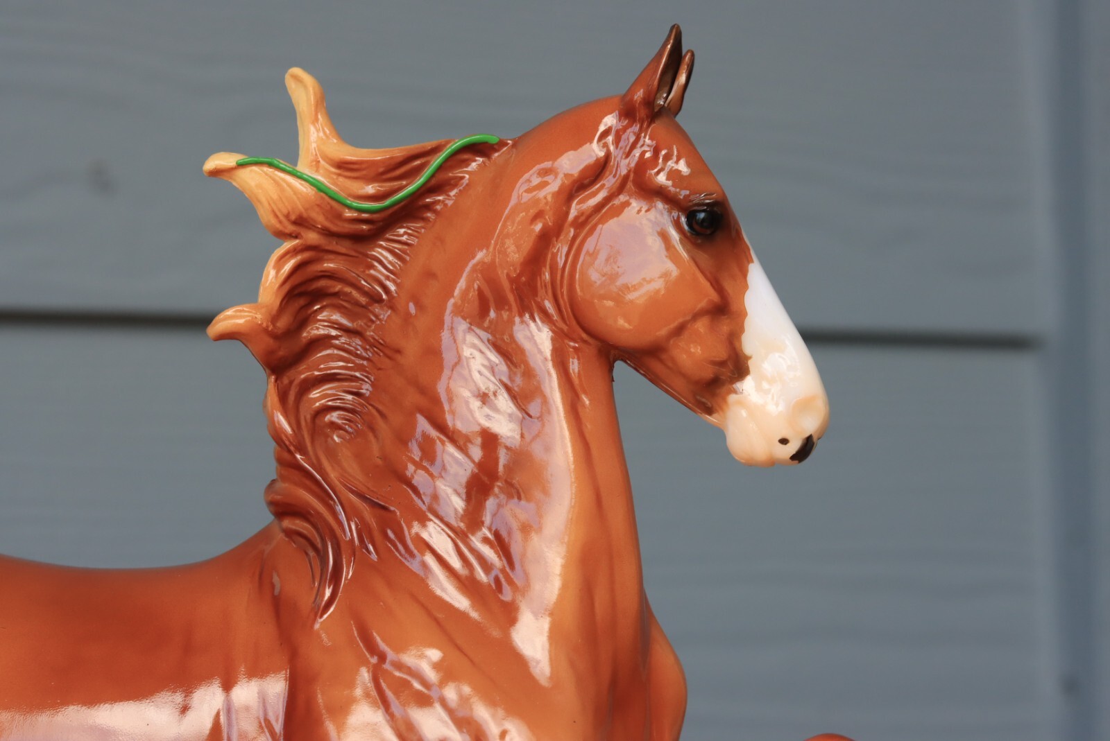 Breyerfest Glossy Light Dapple Chesntnut Stagecoach Surprise SR