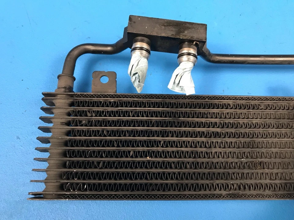 Radiador refrigerador de óleo de transmissão 07-10 MERCEDES W221 W216 S63 S550 CL63 CL550 - Imagem 3 de 4