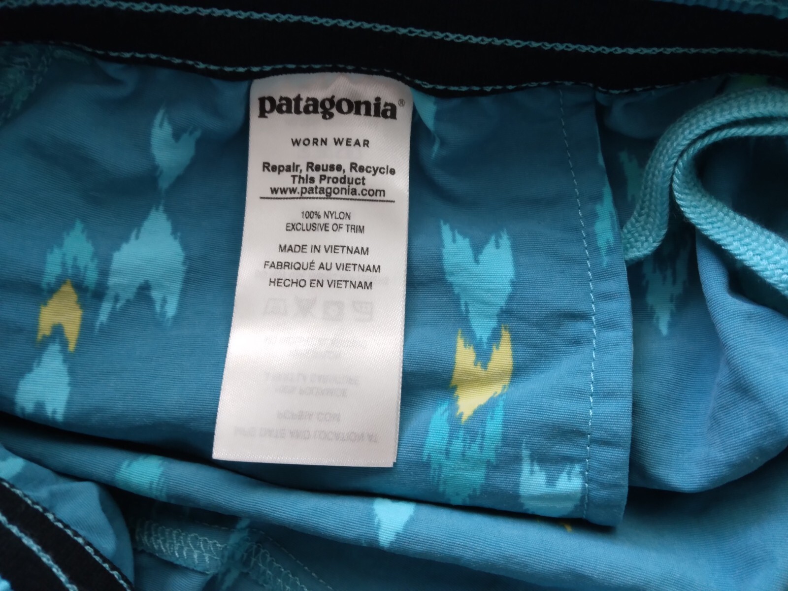 Patagonia Men's Baggies Size Large Gem