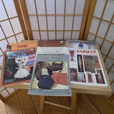 Vtg Lot 8 Macrame Books W Patterns 1970s Purses, Planter Hangers, Belts Wall Art