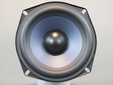 NEW - A Pair of Major Brand MW5531 5.25 Woofe...