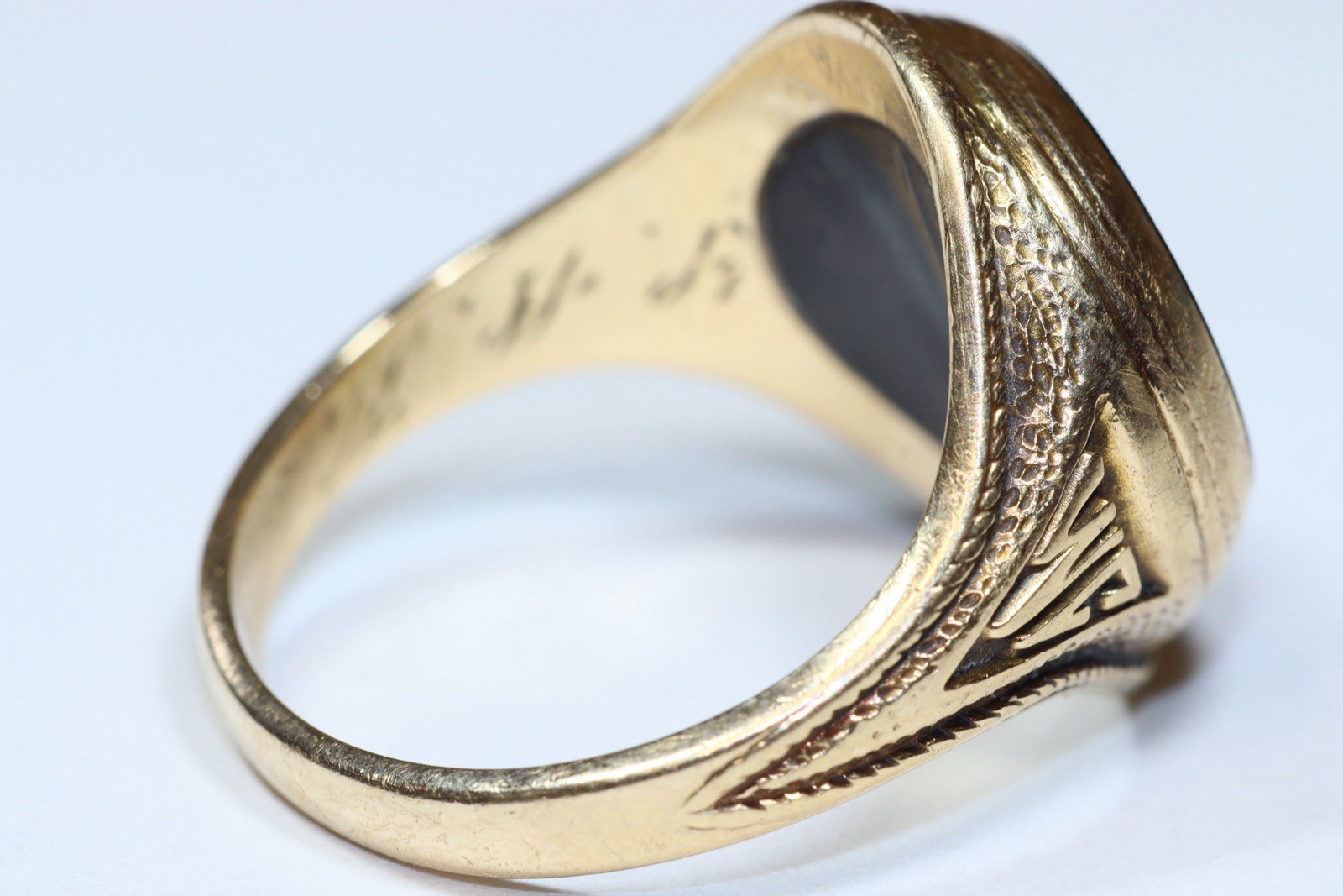 10K Gold Class Ring 1962 - image 3
