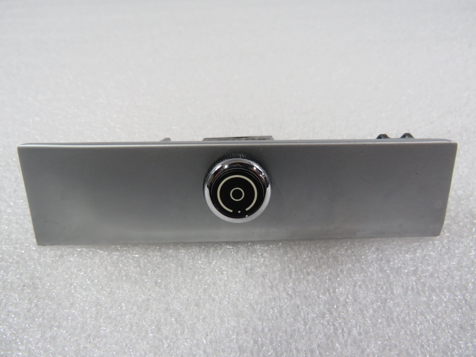 2016 Maserati Quattroporte, RH, Radio Controls, Used, P/N 670013539 670014999