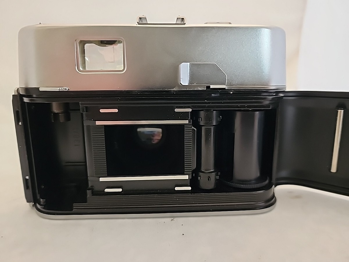Voigtlander Vito Automatic I Film Camera w/50mm f2.8 Lanthar Lens