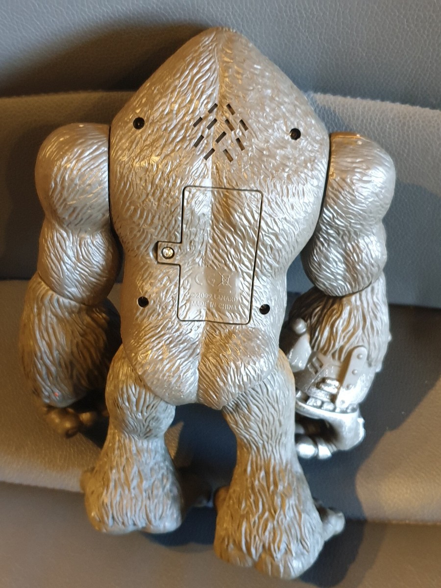 Jurassic Clash Mega Monster Cyber Kong Gorilla Lights & Sound