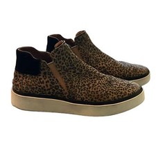 Dolce Vita Women s Chelsea Fashion Sneakers