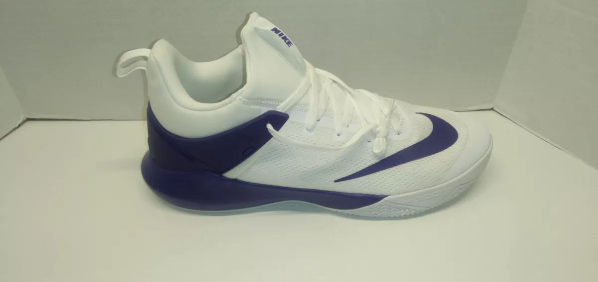 Size 17 deals basketball shoes