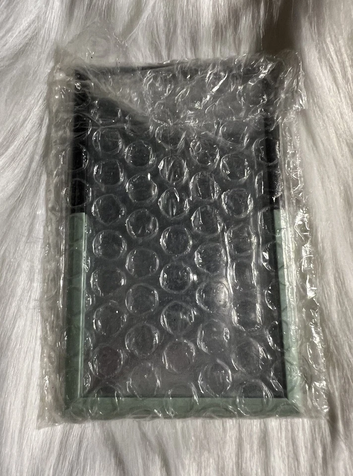 Espejo plano Butter London-4”X3”-verde azulado claro-edición limitada-(nuevo en envoltura de burbujas) Foto 3 de 3