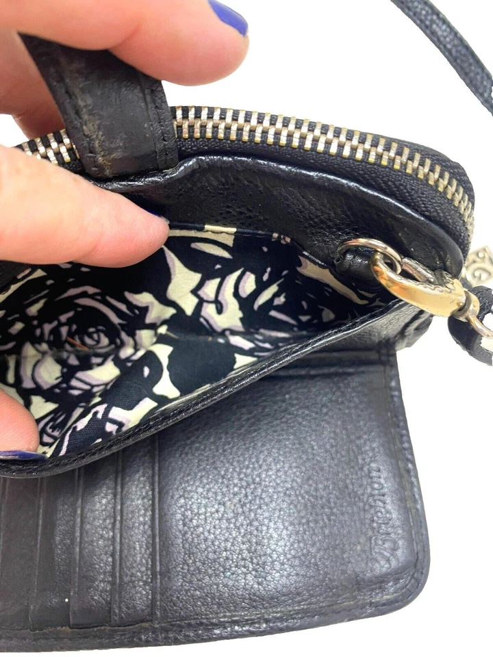 Cartera Bandolera Brighton Cuero Guijarro Negro Tachonado Convertible Ajustable Foto 4 de 4