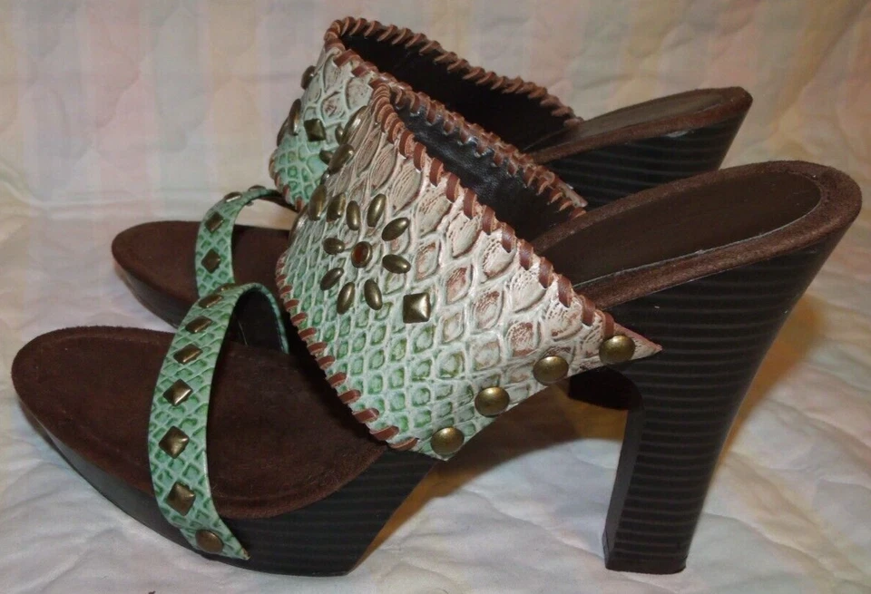 Zapato Amanda Smith Verde Cuero Tachonado Tirantes Plataforma Tacón Bloque Talla 10M Foto 2 de 4