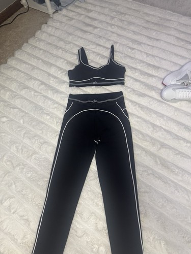 Alo Black/White Trim 2pc Athleisure Set Sports Bra + Leggings Women S