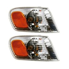 Passenger Side Corner Light Pair Clear Amber Toyota Corolla 2001-2002 Passenger Side Corner Light Pair Clear Amber Toyota Corolla 2001-2002