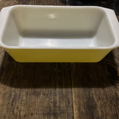 Vintage Pyrex 1956 Bright Yellow 913 8.5'' x 4.5''x 2.5'' Loaf Ovenware